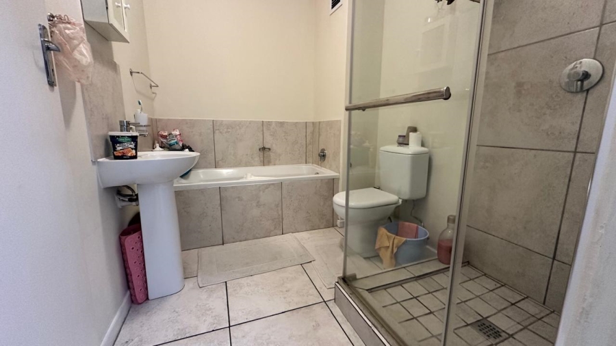 2 Bedroom Property for Sale in Parklands Western Cape